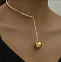 Pendulum asymmetrical choker
