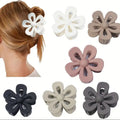 Small Hollow Flower Claw Hair Clip