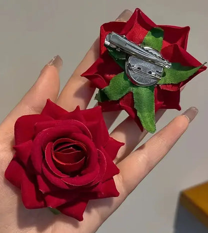 Small red rose clip 7cm