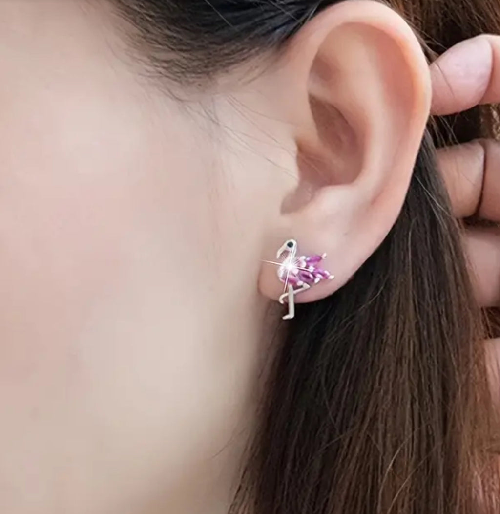 Boucles d'oreilles à tige en zircone flamant rose (or ou argent)