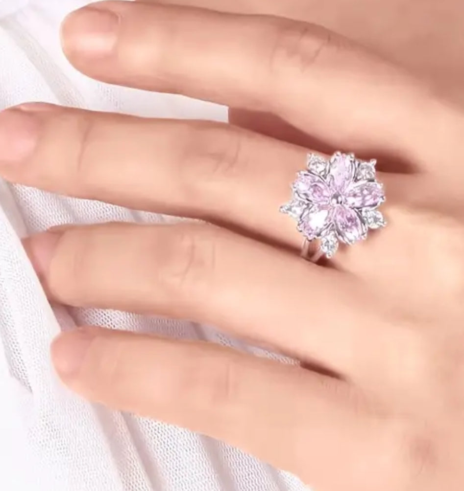 Bague en argent sterling avec fleur en zircone rose