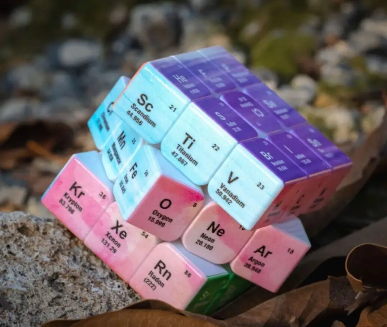 Cube magique du tableau périodique