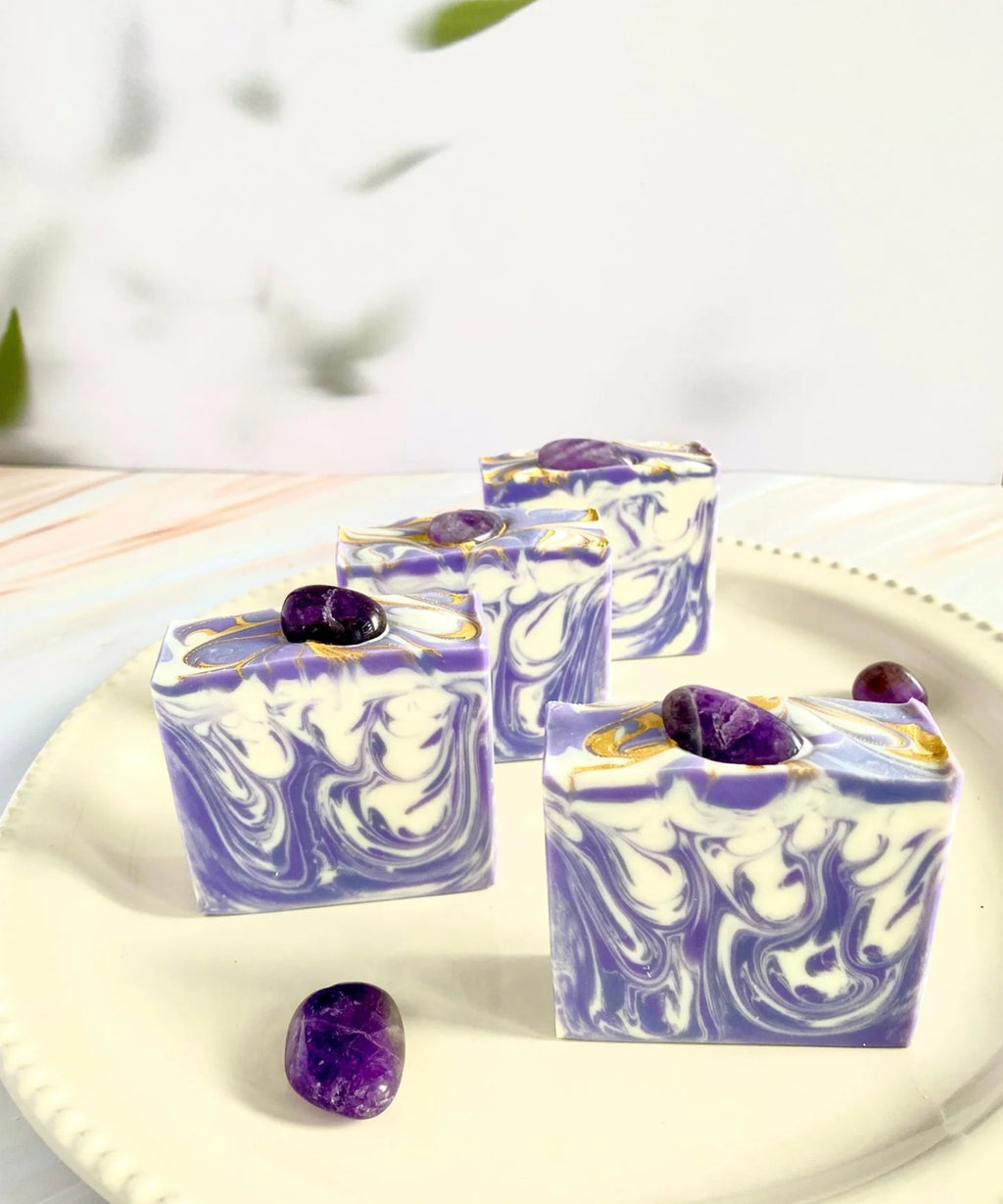 Savon artisanal RELAXATION aux pierres précieuses d'améthyste
