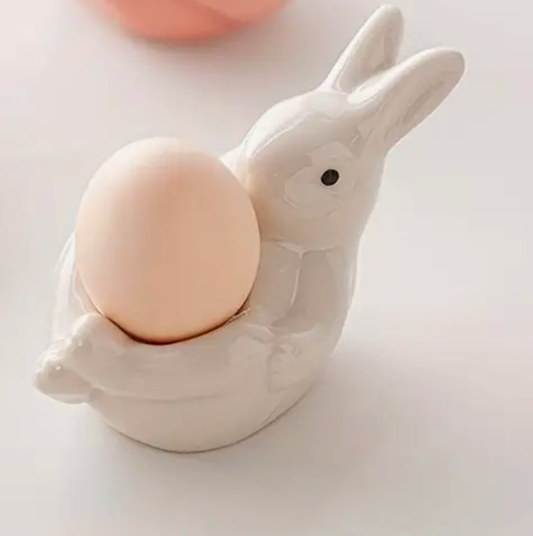 Coquetier en céramique en forme de lapin