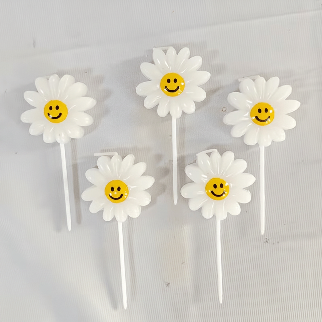 Smiling Flower Birthday Candles