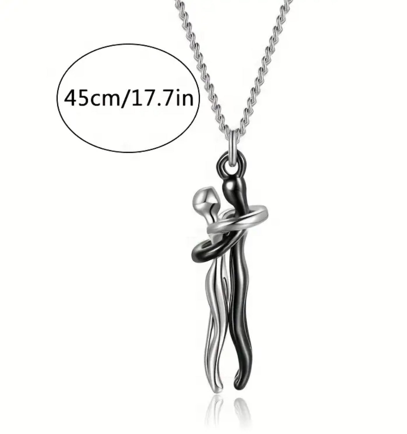 Collier de couple enlacé