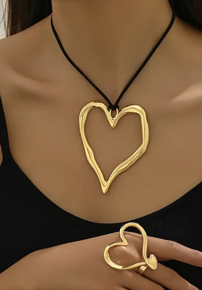 Huge heart necklace and ring set