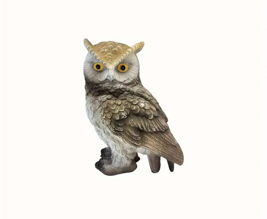 Figurine de hibou en résine
