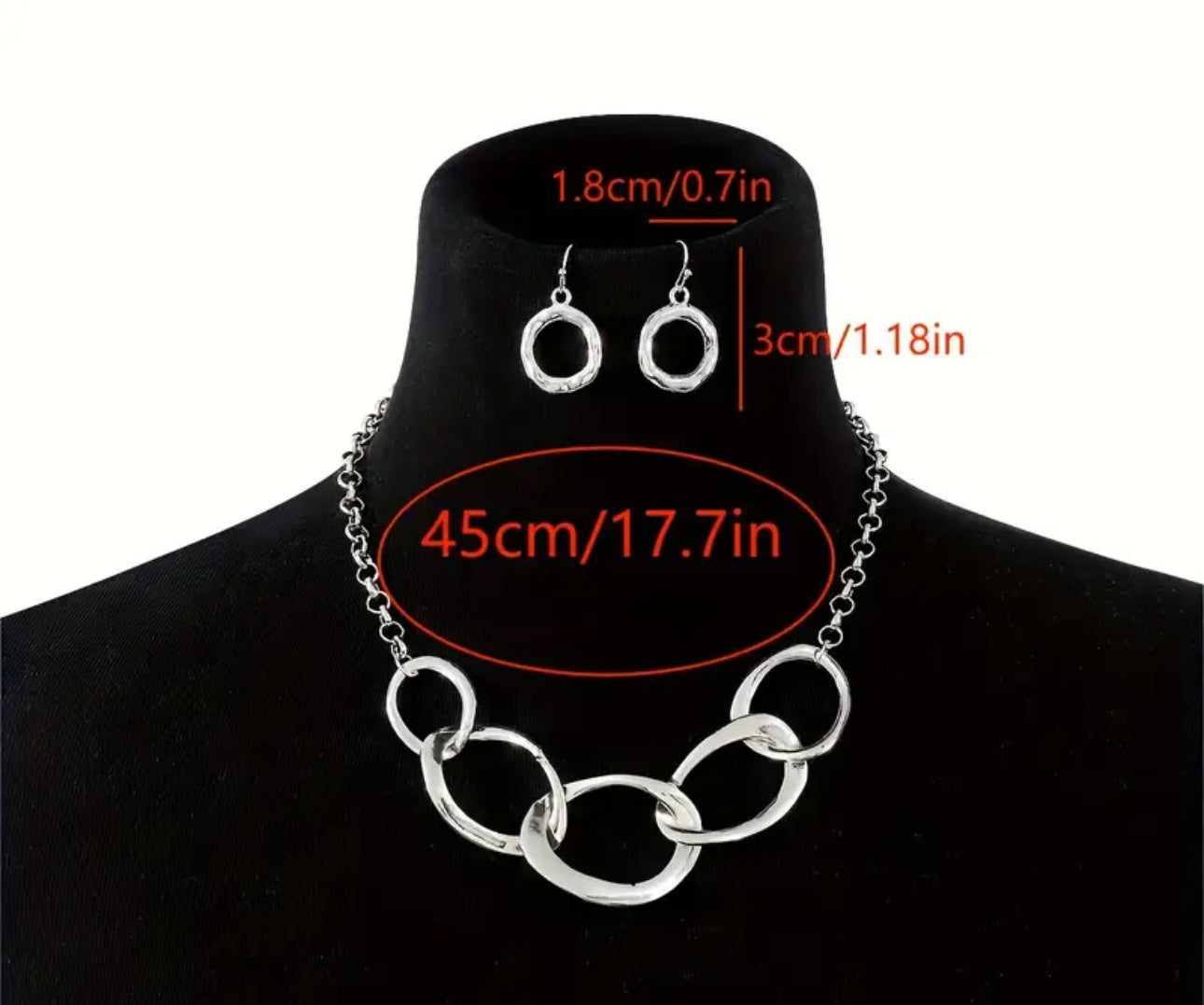 Ensemble collier et boucles d'oreilles géométriques en argent