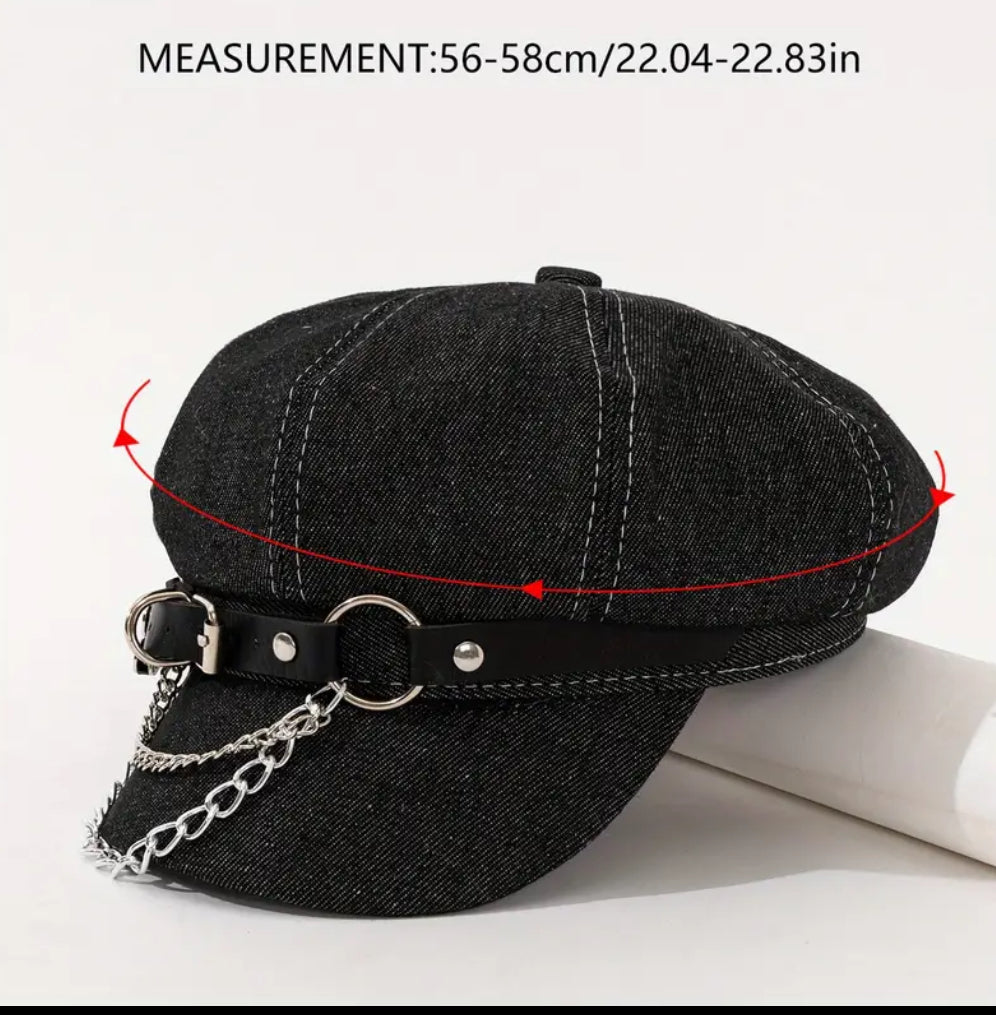 Casquette gavroche noire avec chaînes