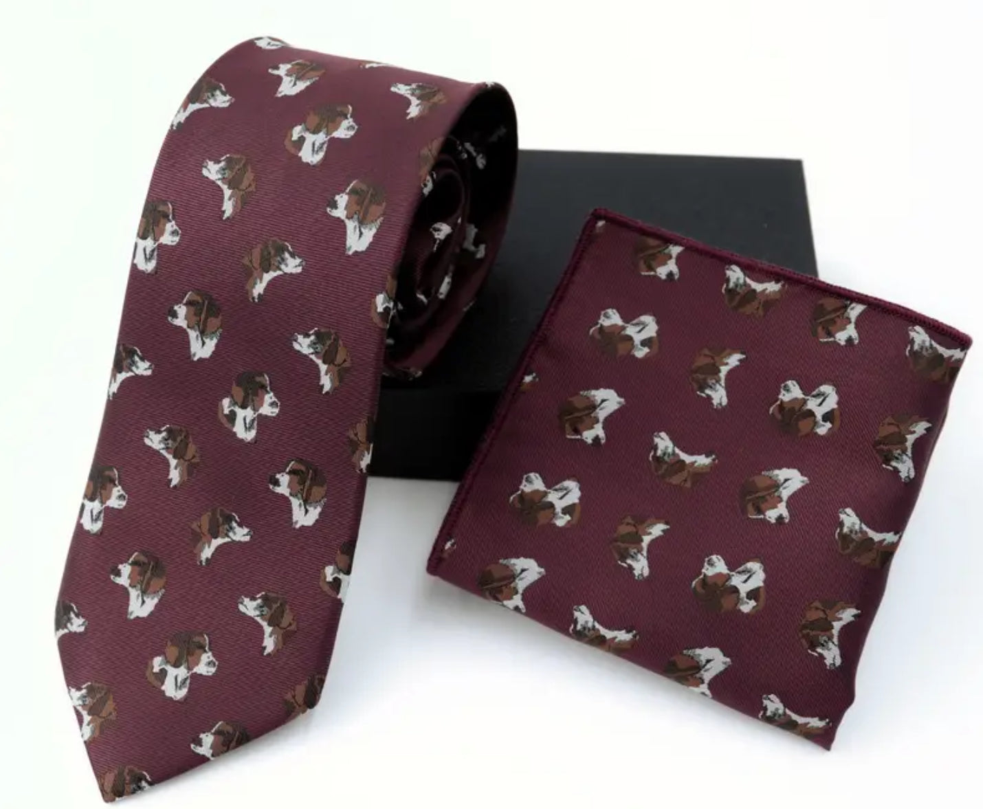 Cravate d'affaires Beagle (bleu marine ou marron)