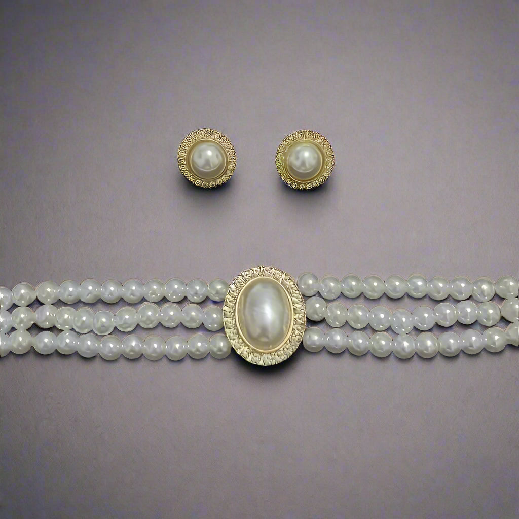 Faux Pearl Jewellery Set