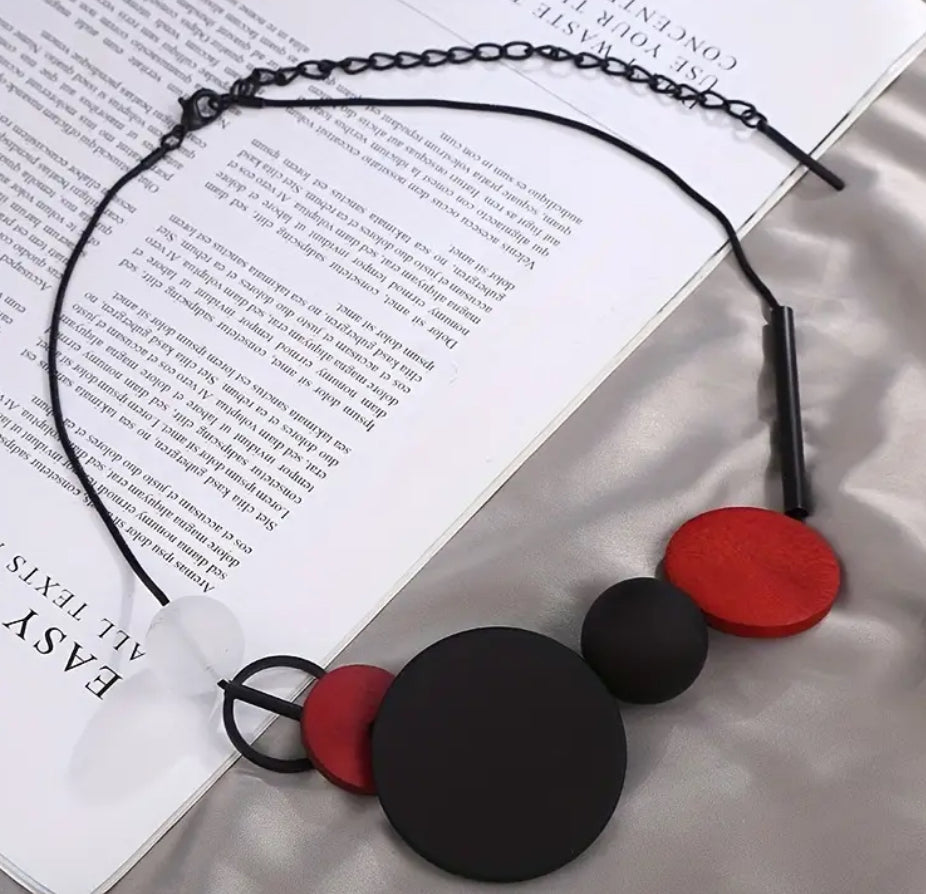 Modern geometric necklace