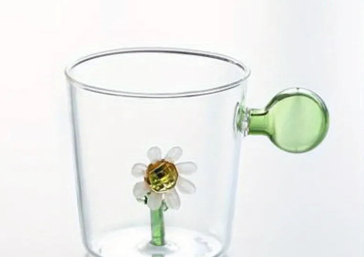 Tasse en verre avec fleur ou ours en peluche