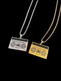 Stereo necklace