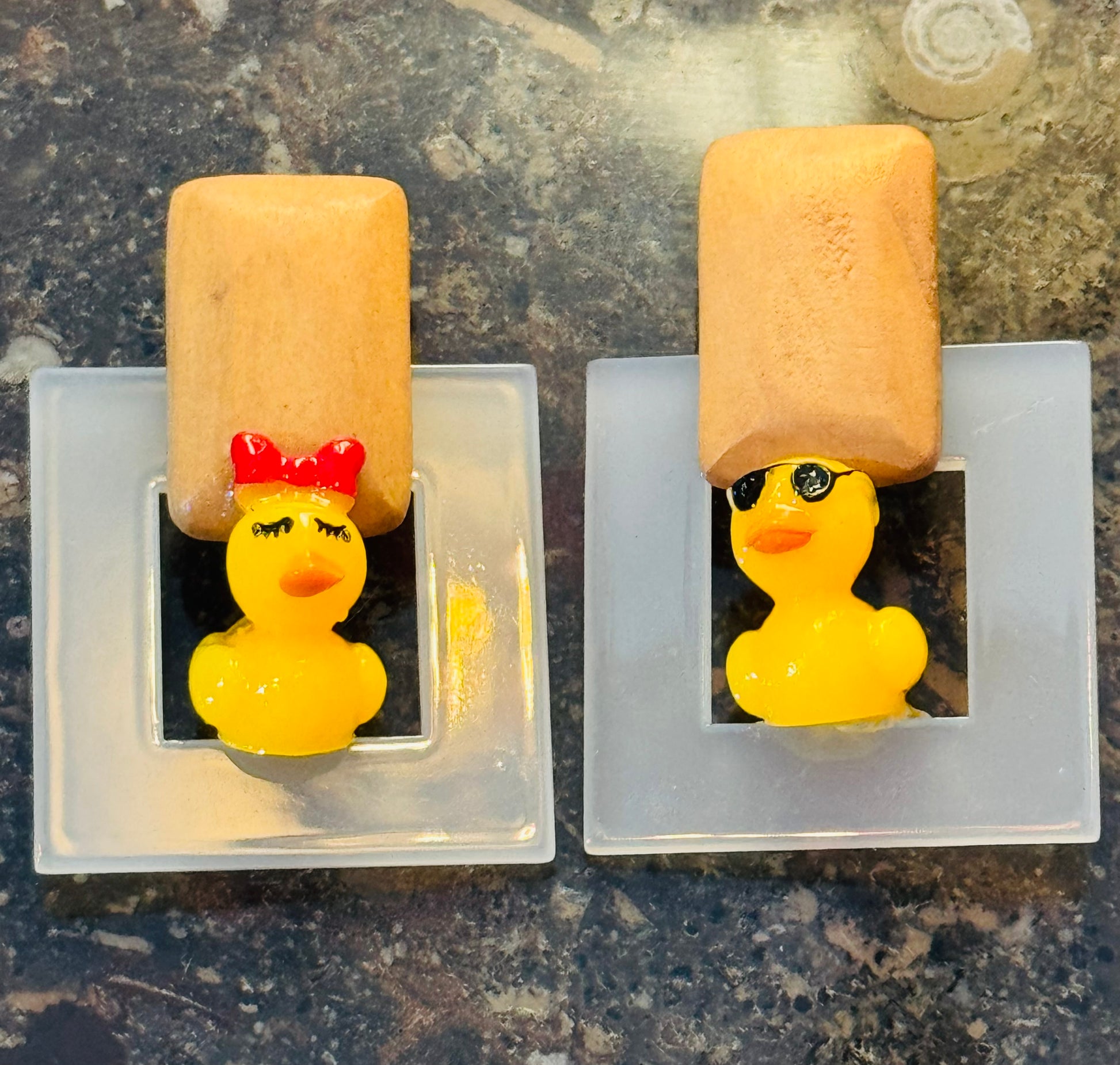 Boucles d'oreilles en forme de canard jaune fabriquées à la main