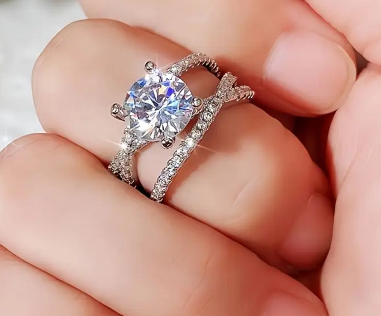 Bague en argent sterling et zircone