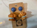 Boucles d'oreilles chien caniche marron