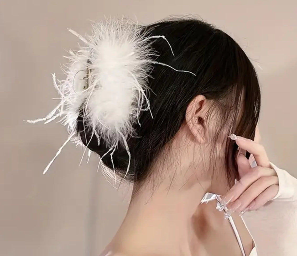 Feather claw hair clip