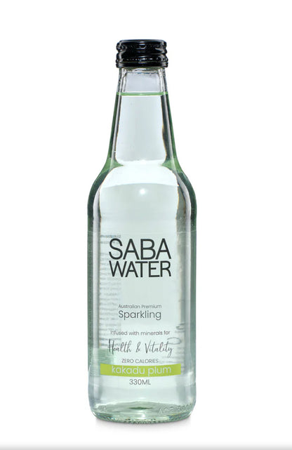 Sparkling water with Kakadu plum