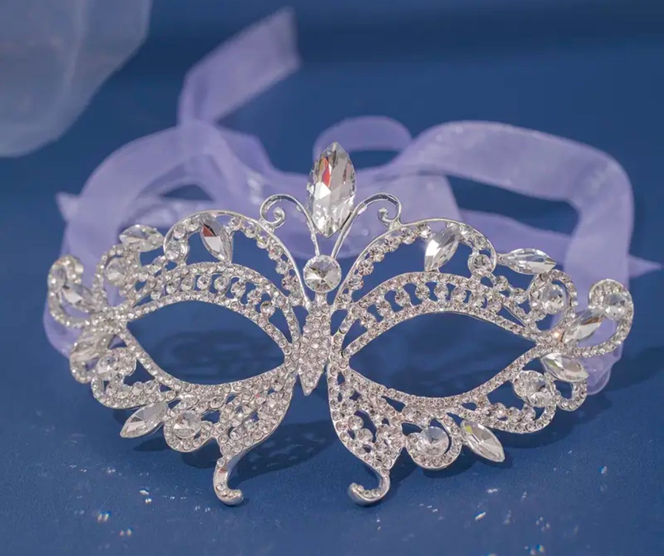 Diamanté Mask