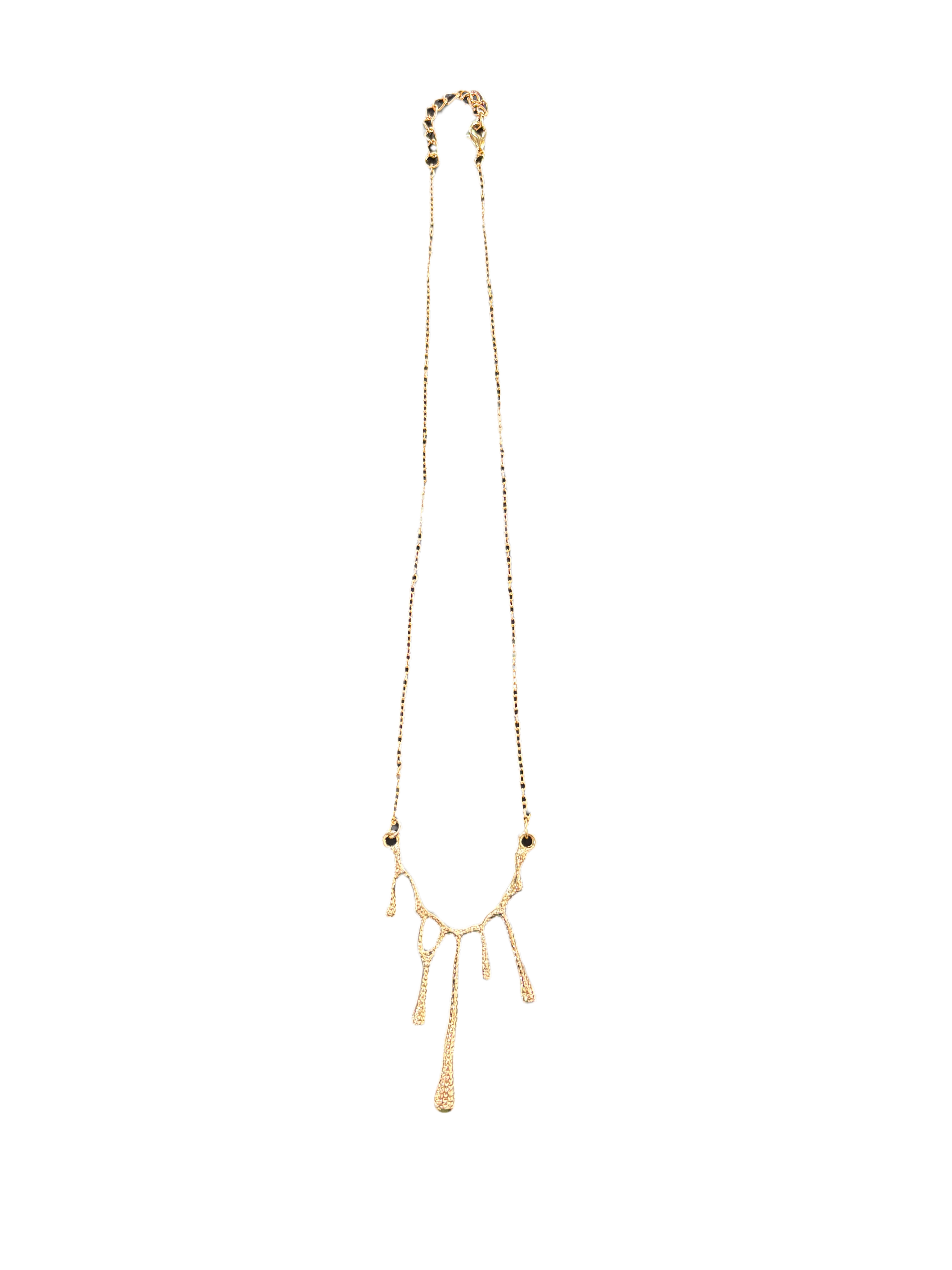 Necklace droplets