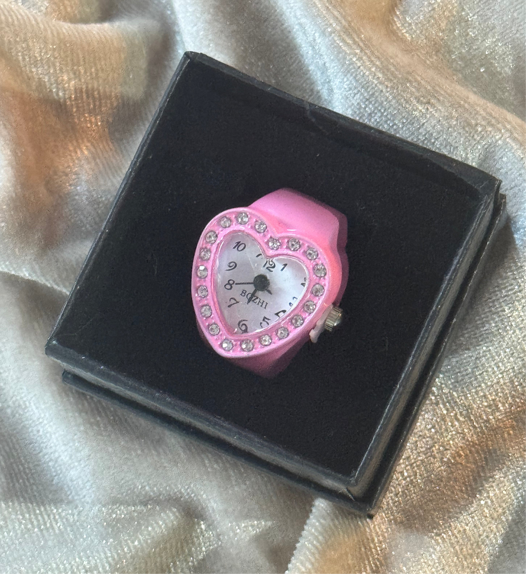 Bague de montre en forme de cœur