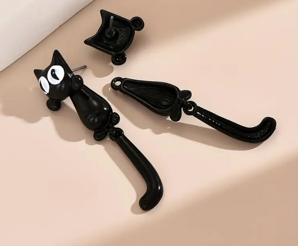 Boucles d'oreilles pendantes chat noir
