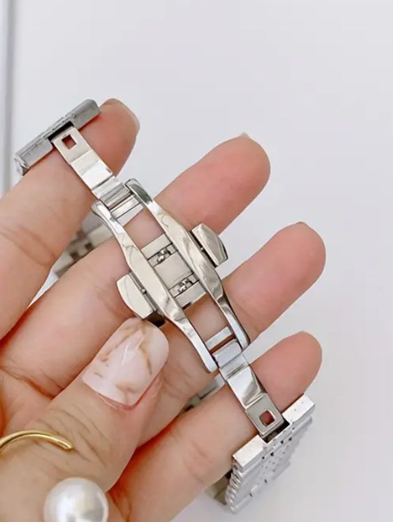 Bracelet Apple Watch en acier inoxydable argenté et noir 42, 44, 45, 49 mm