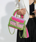 Sac à main à pompons tissés