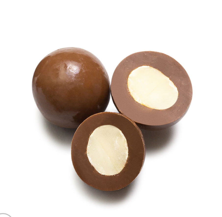 Milk Chocolate Macadamias 100g