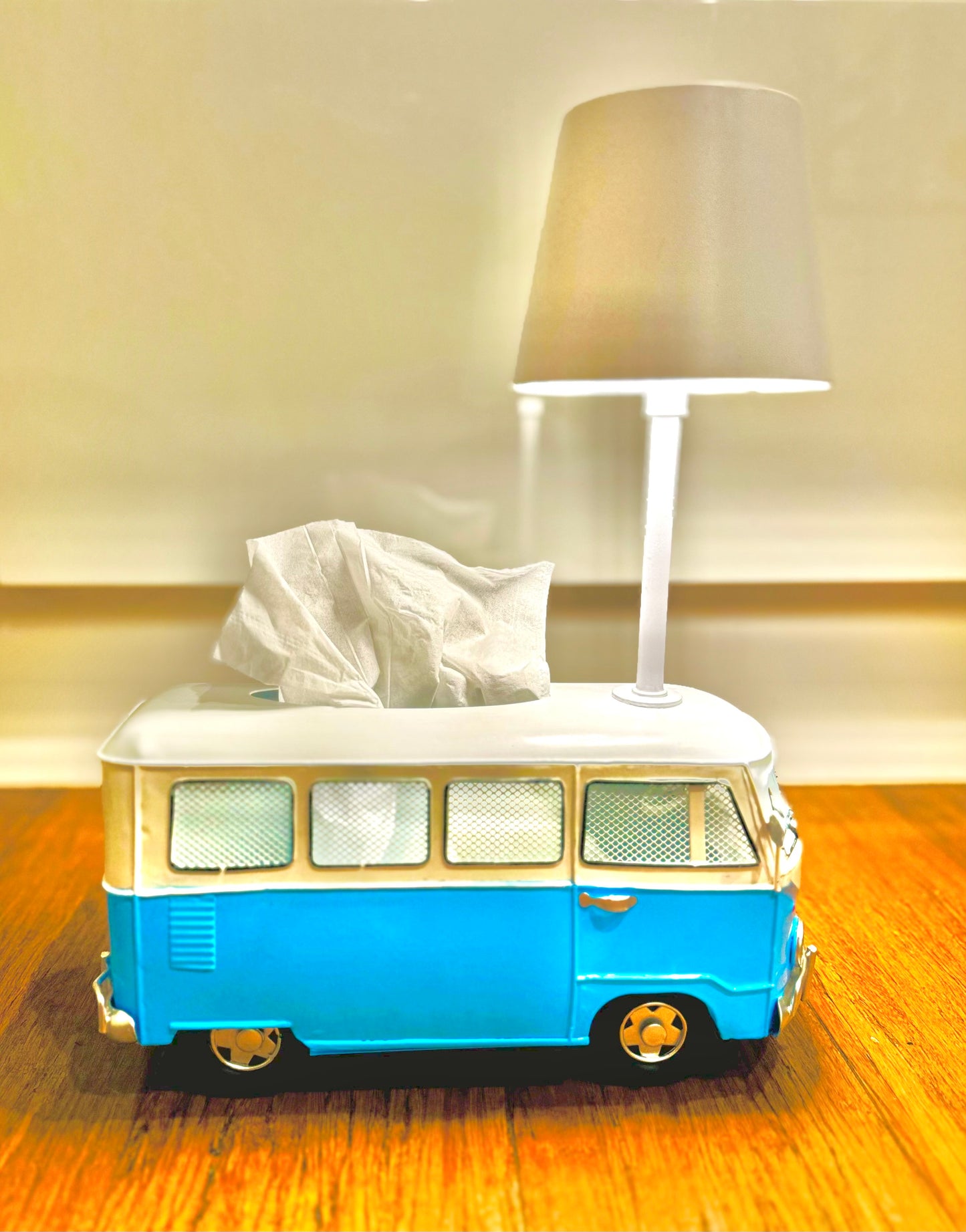 Mini Van tissue box lamp