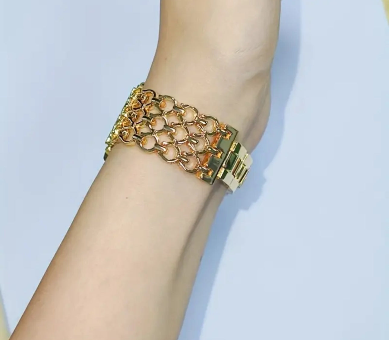 Bracelet Apple Watch en acier inoxydable avec chaîne dorée 38 mm