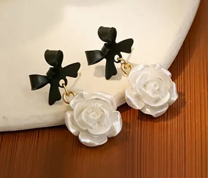 Black bow & rose earrings