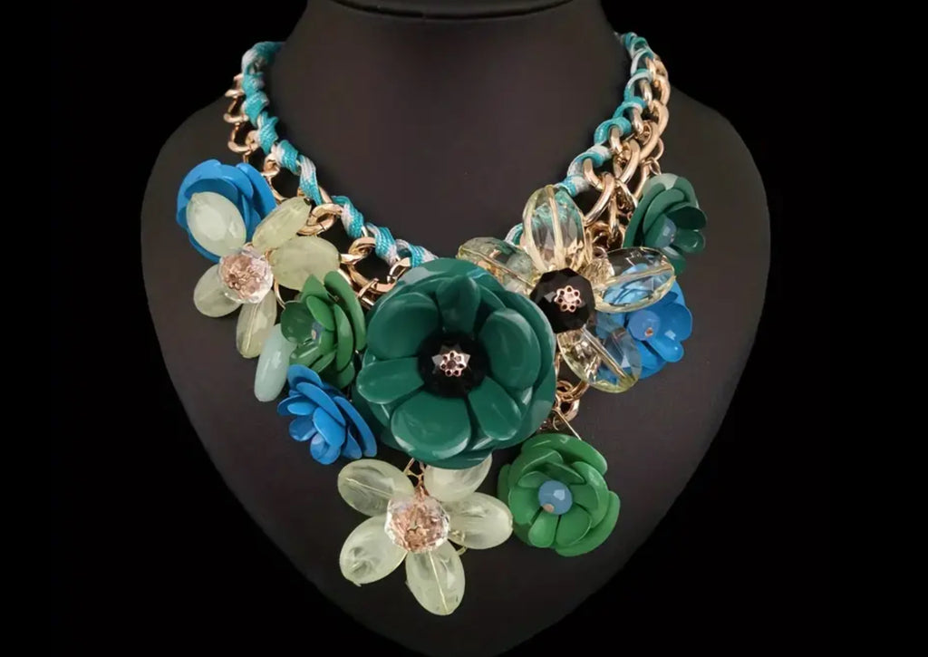 Collier en résine florale bleu et vert