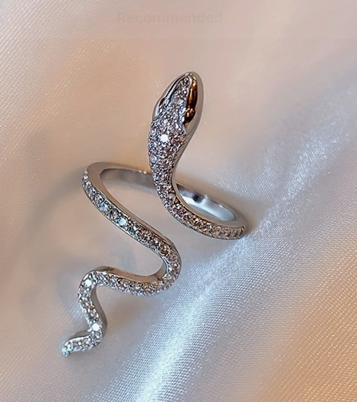 Bague serpent en zircone