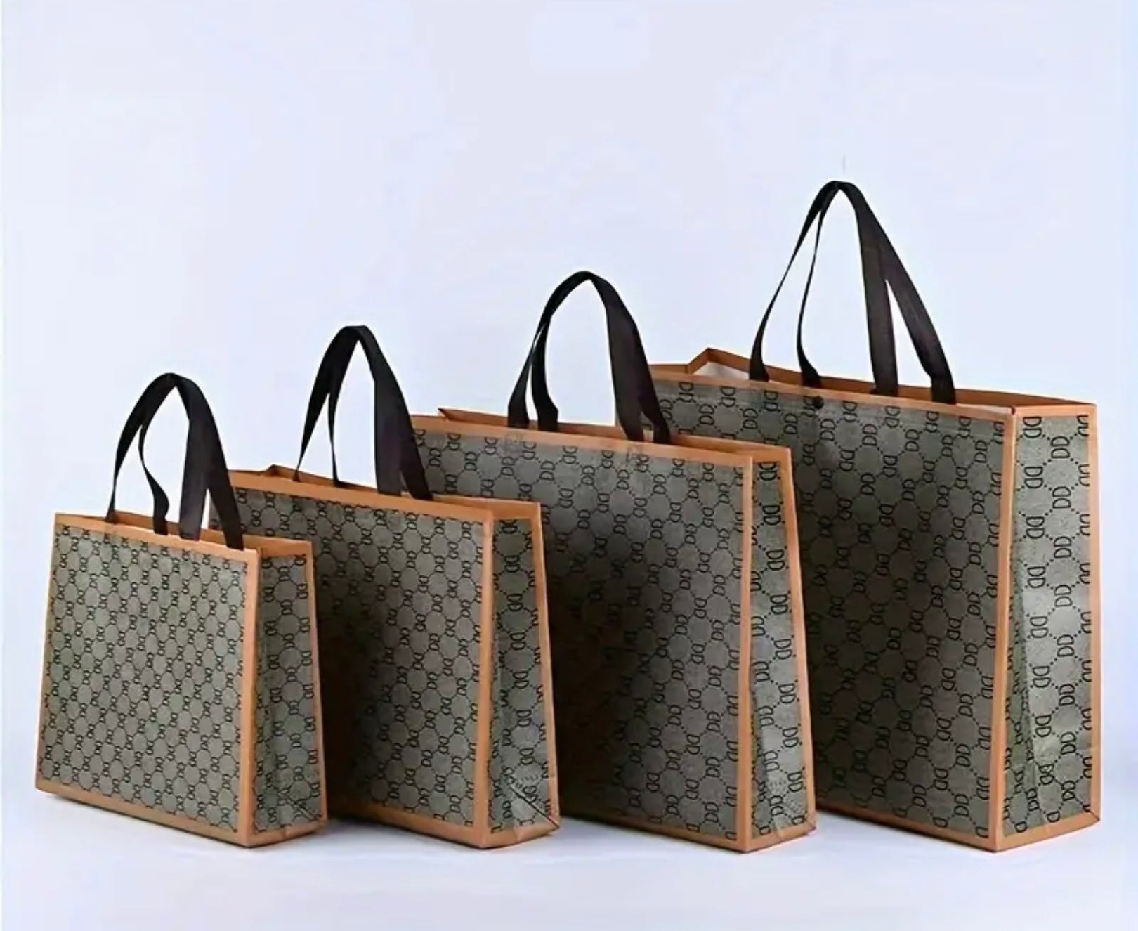 Sac cadeau design (3 tailles)