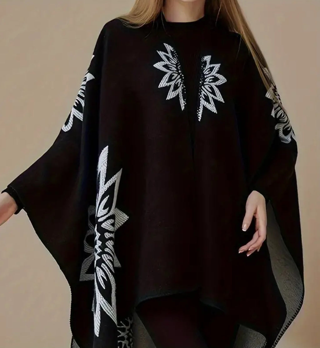 Châle bleu foncé à fleurs