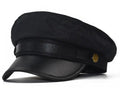 Casquette gavroche noire avec boutons dorés