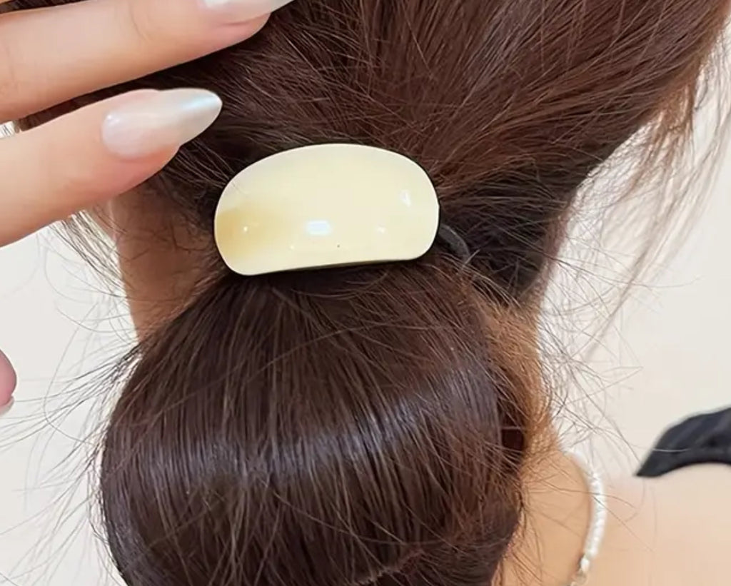 Élastique à cheveux en plastique