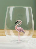 Gobelet en verre flamant rose