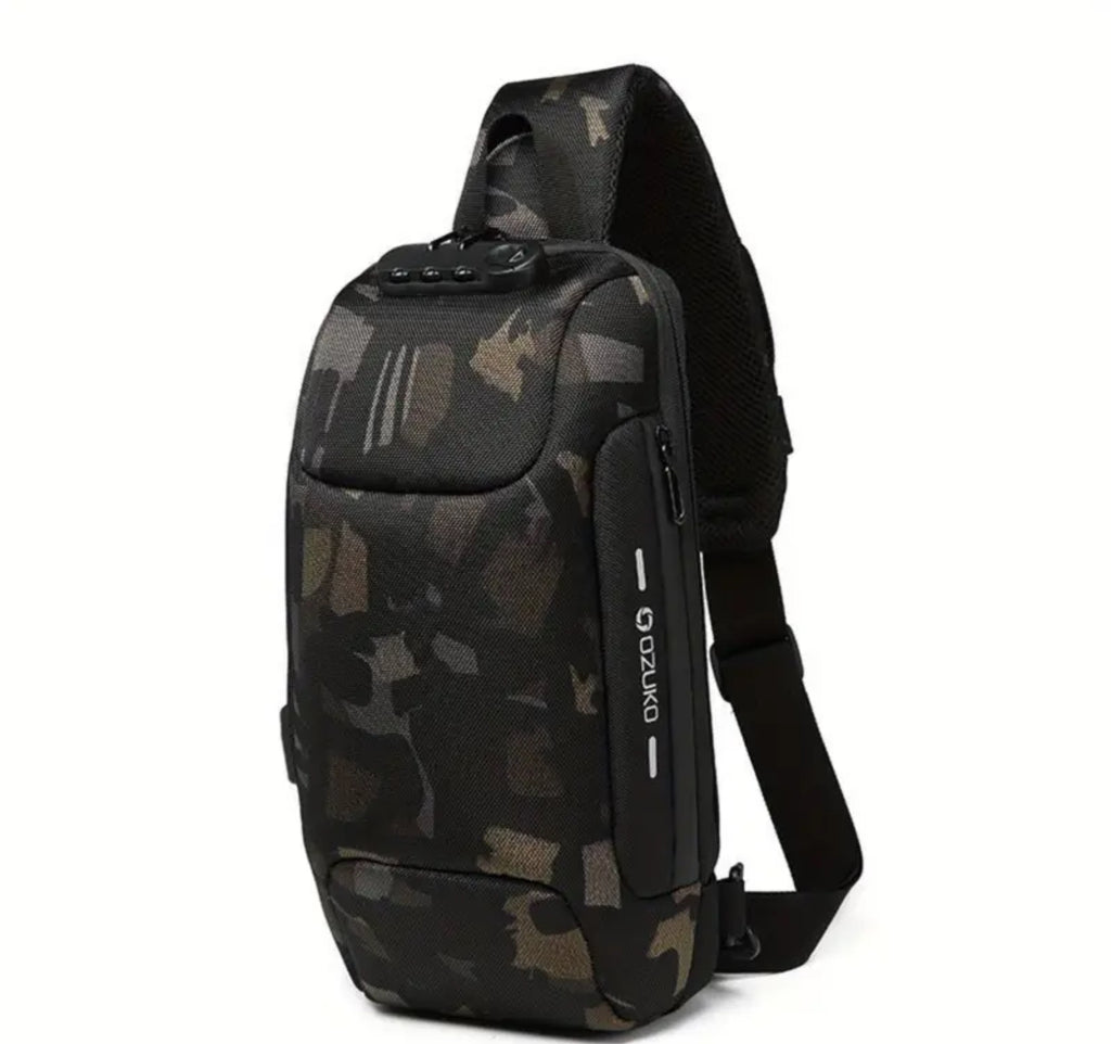 Sac bandoulière en tissu mesh avec serrure à combinaison et port de chargement (vert armée)