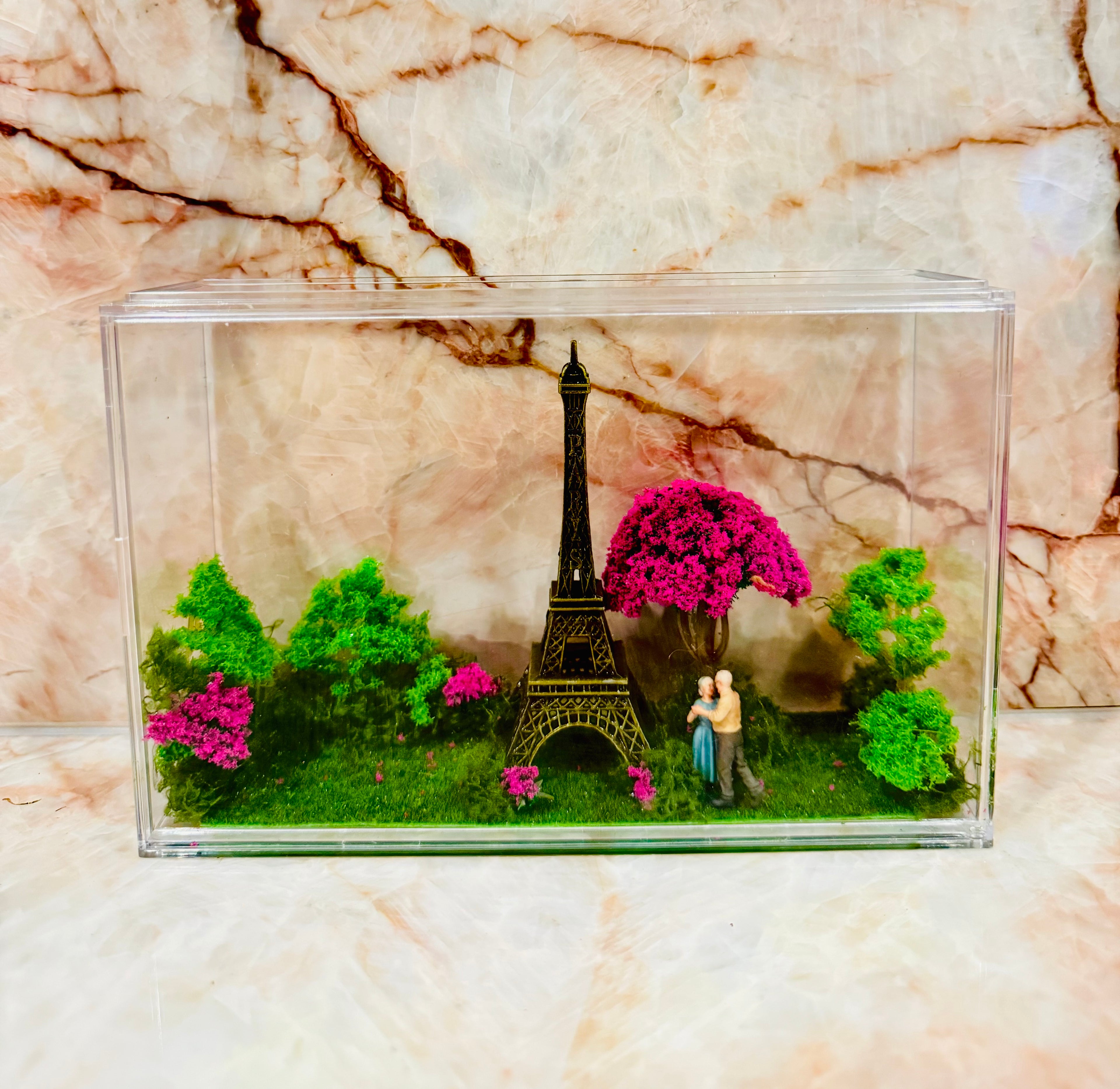 Art & Craft Café Example Creation – Love Miniature Scene by Kazz