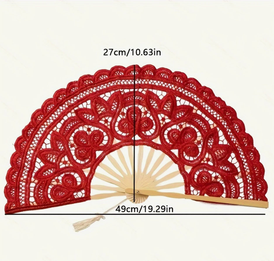 Éventail pliable en dentelle crème avec pompon