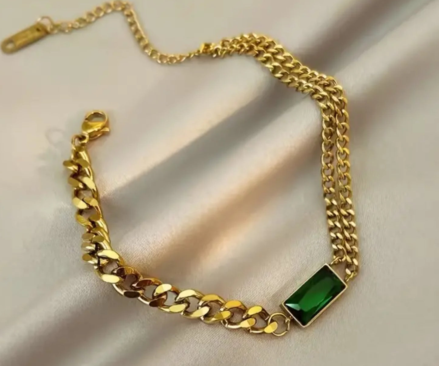 Stainless Steel chain necklace with green zirconia