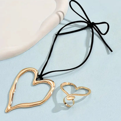 Huge heart necklace and ring set