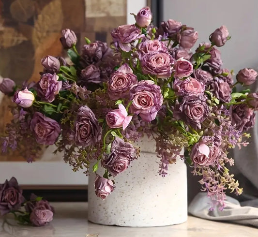 Bunch of lavender roses