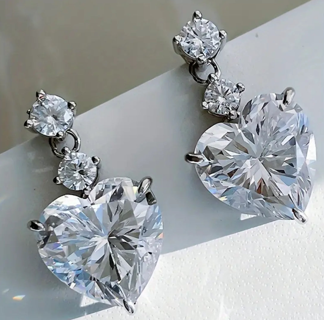 Résultats des boucles d'oreilles en forme de cœur en zircone