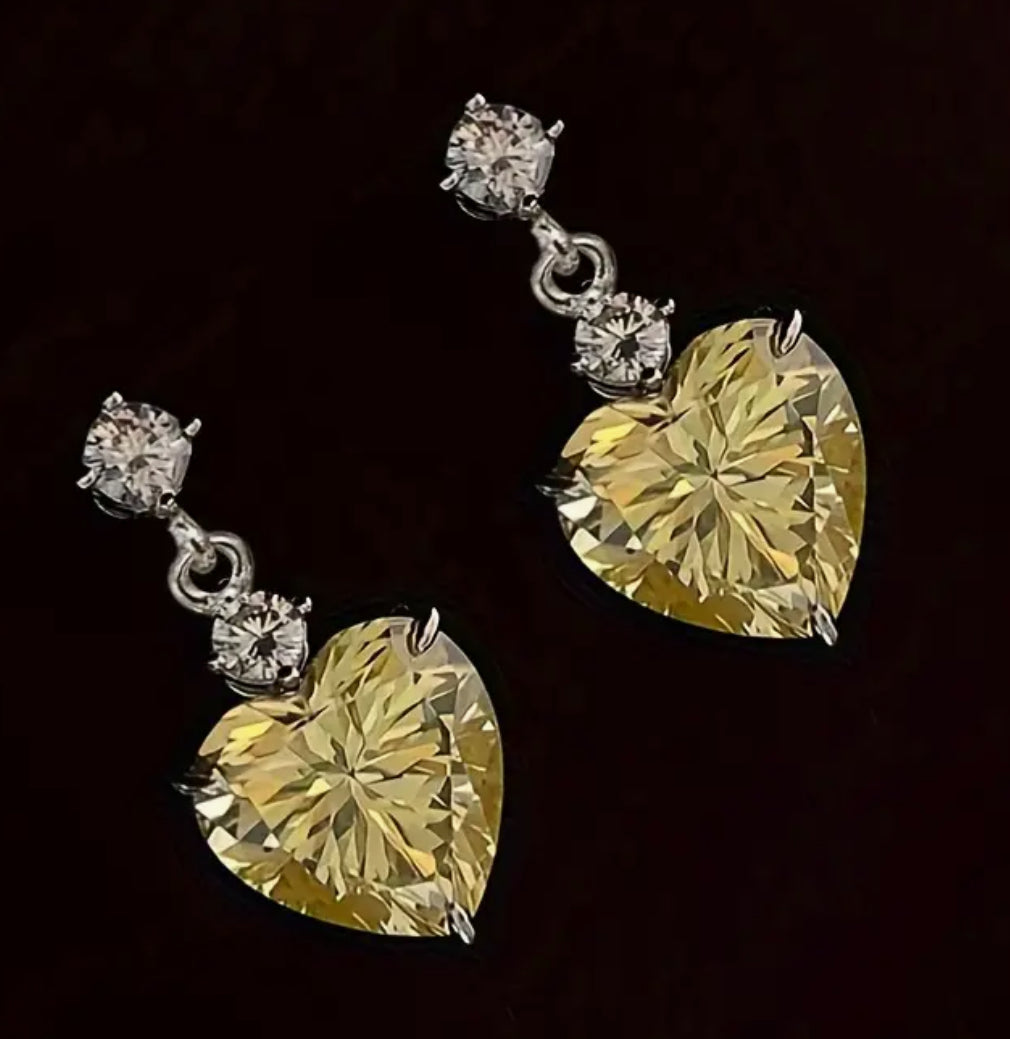 Résultats des boucles d'oreilles en forme de cœur en zircone