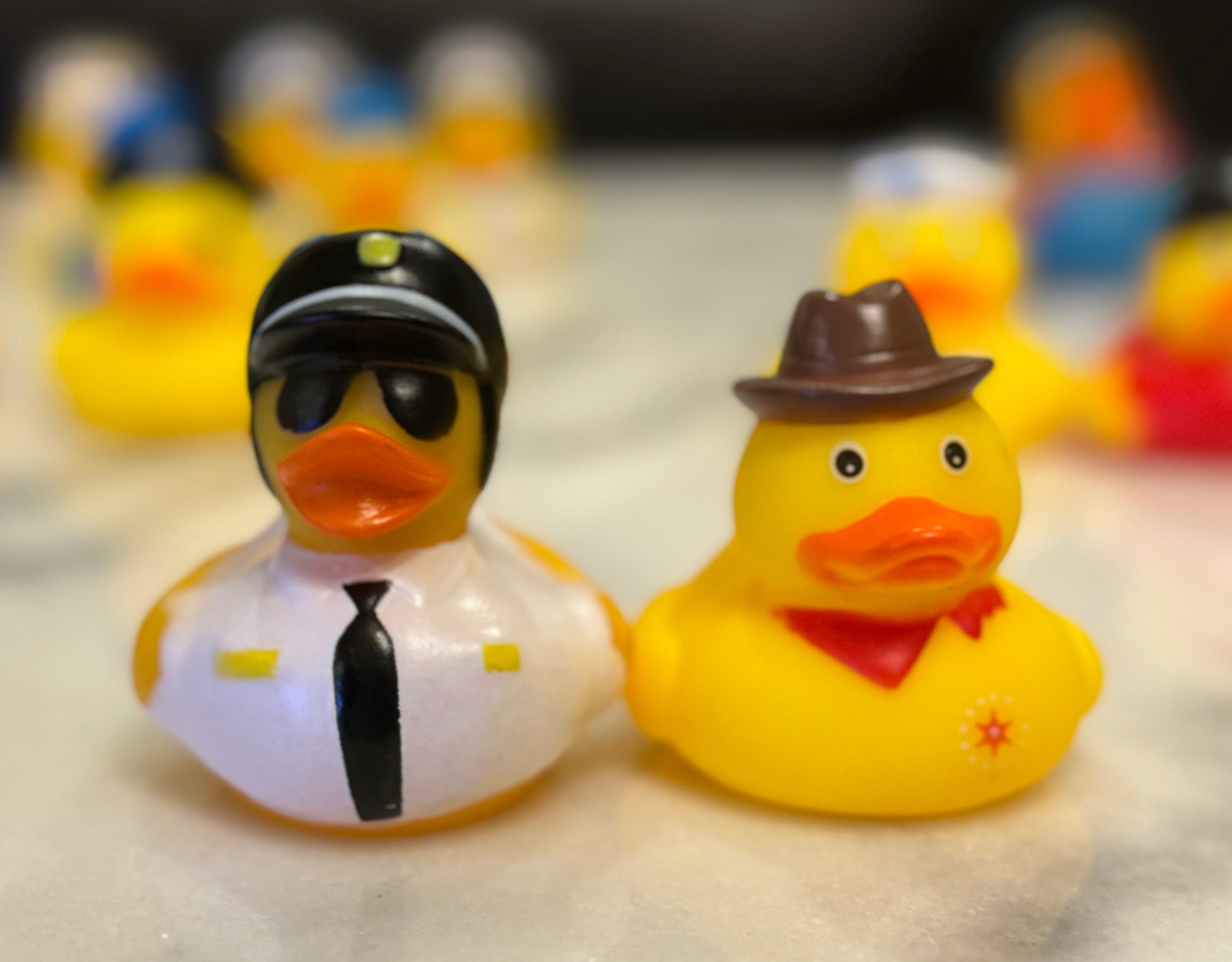Canard en caoutchouc (police ou gangster)